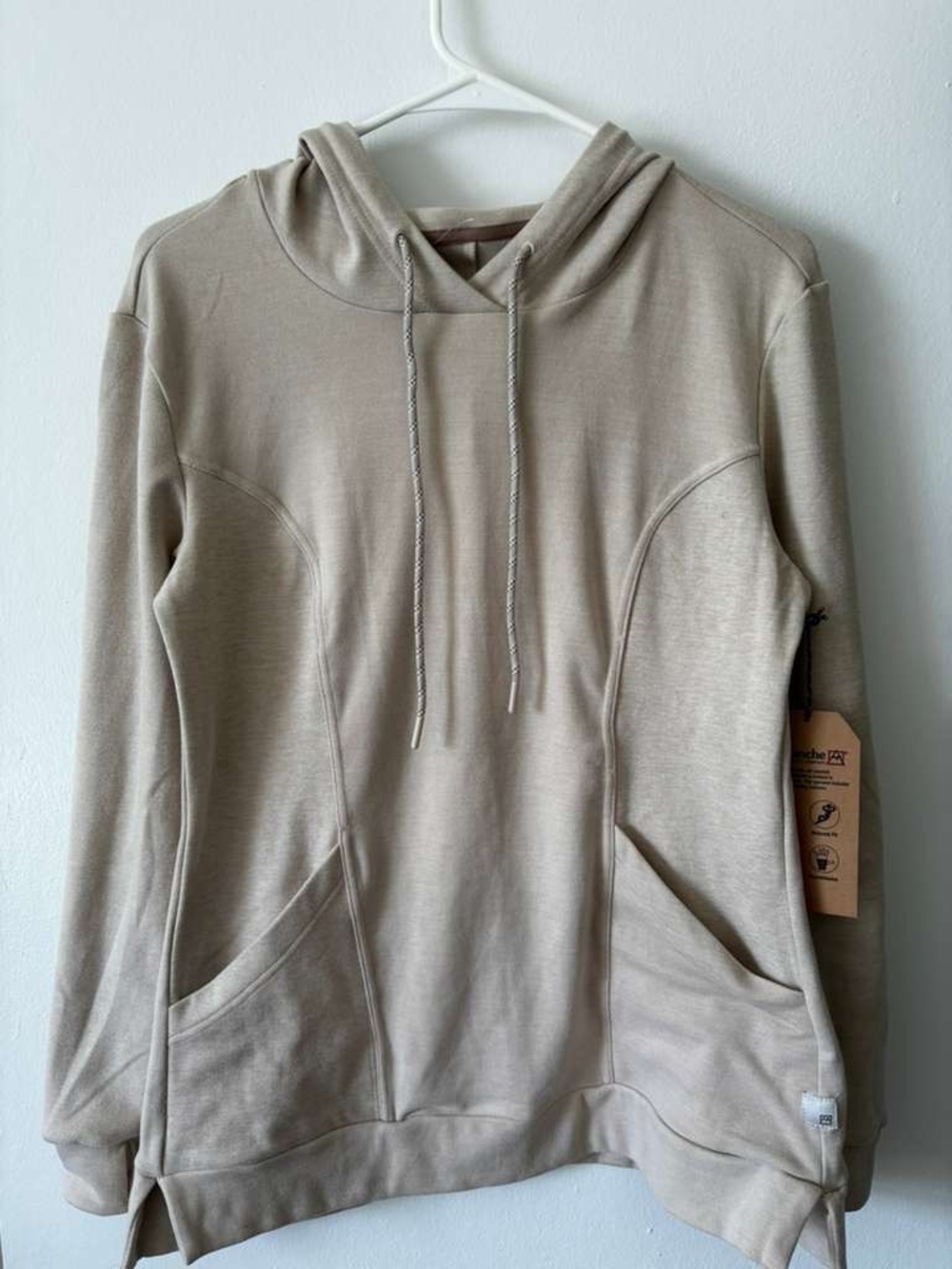 Avalanche Women's Beige Pullover Hoodie Sweater